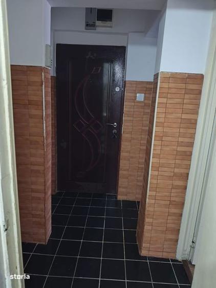 Garsoniera zona Tractoru - 1