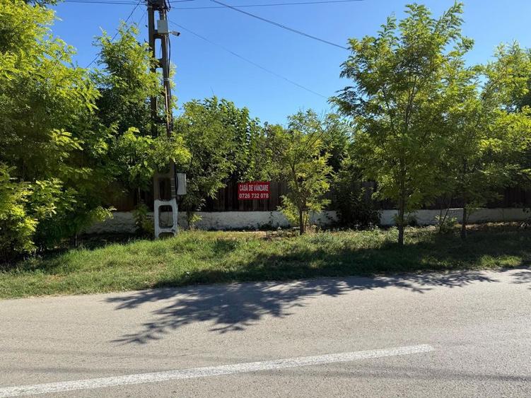 Vand casa batraneasca in sat Cheia jud Constanta - 1