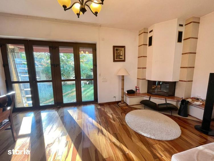 Casă cu 7 camere cu Teren 300 Mp în Dămăroaia