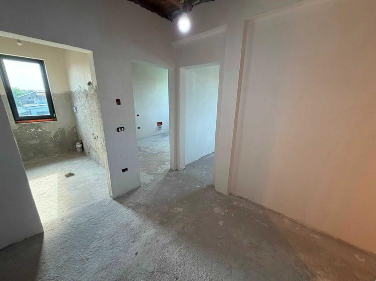 Casă cu 2 camere în Vânători