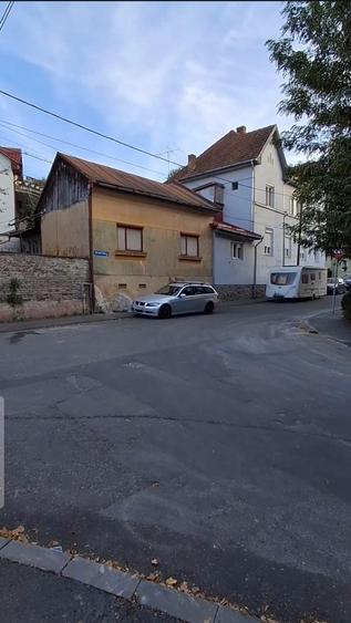 Casă individuală cu 3 camere cu Canalizare în 7 Noiembrie