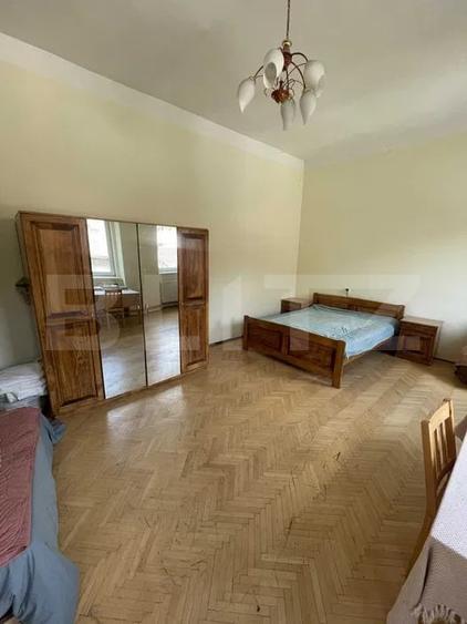 Apartament cu 2 camere decomandat, mobilat în Central