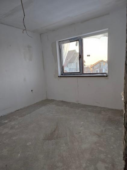 Duplex cu 2 camere cu Canalizare în Urseni