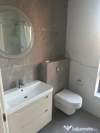 Vila de vanzare pe malul lacului | in zona Mamaia Nord | 0 - 5