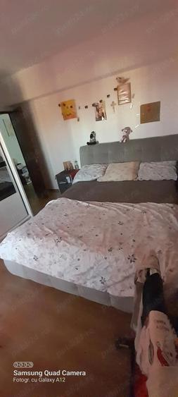 Apartament cu 2 camere semidecomandat în Turnișor