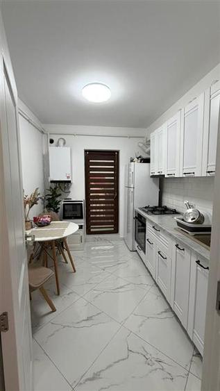 Apartament cu 2 camere decomandat în Lunca Cetățuii