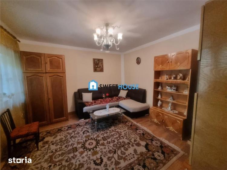 Casă cu 6 camere cu Teren 900 Mp în Șinca