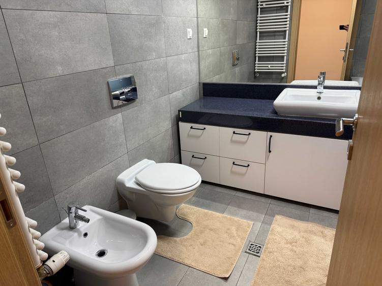 Apartament cu 2 camere decomandat în Pipera