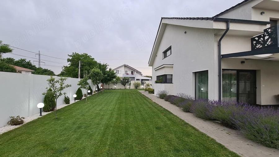Casă cu Teren 856 Mp în Dumbrăvița