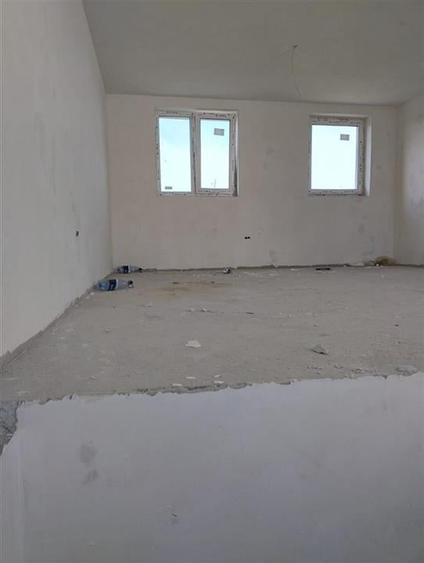 RECO Case insiruite  cu 4 camere in Sanmartin - 8