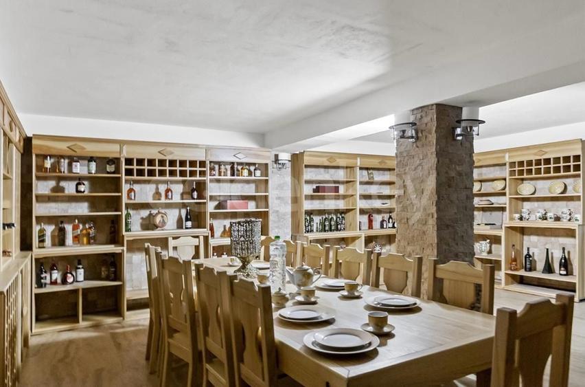 Vilă impresionantă pe un singur nivel | piscina | 2 garaje - 24