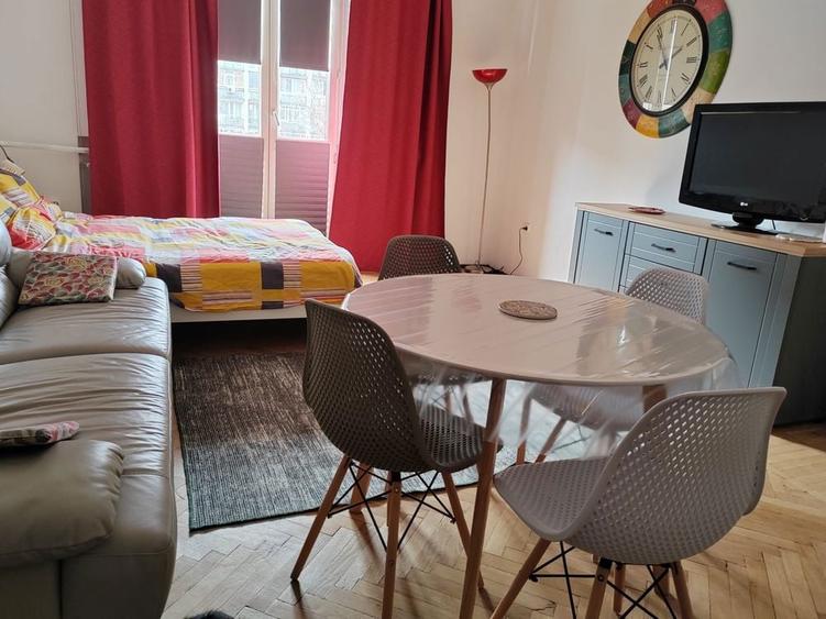 Studio Piata Romana - Bulevardul Gheorghe Magheru - 4