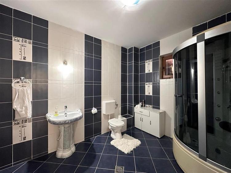 Vanzare vila P+1+M | Fundeni - Dobroesti | teren 492 mp | constructie 2008 | - 14