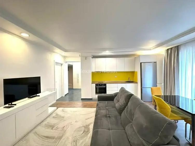 Apartament 2 camere de închiriat - Piscină Exterioară