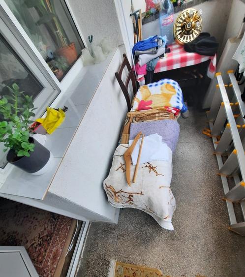 Apartament cu  3 camere, etaj 5/10, zona Podu Ros - 14