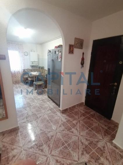 Apartament de vanzare 3 camere,Turda,Micro 3, etj4,comision 0% - 8