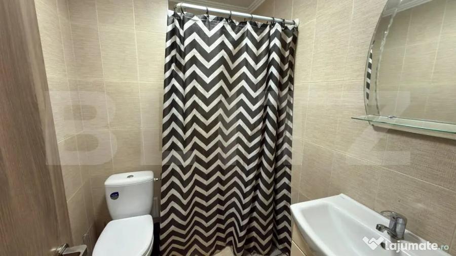 Apartament cu 3 camere, 85 mp, etaj 1, loc de parcare, Str. - 9