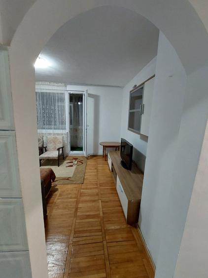 Inchiriez garsoniera Maratei - 2