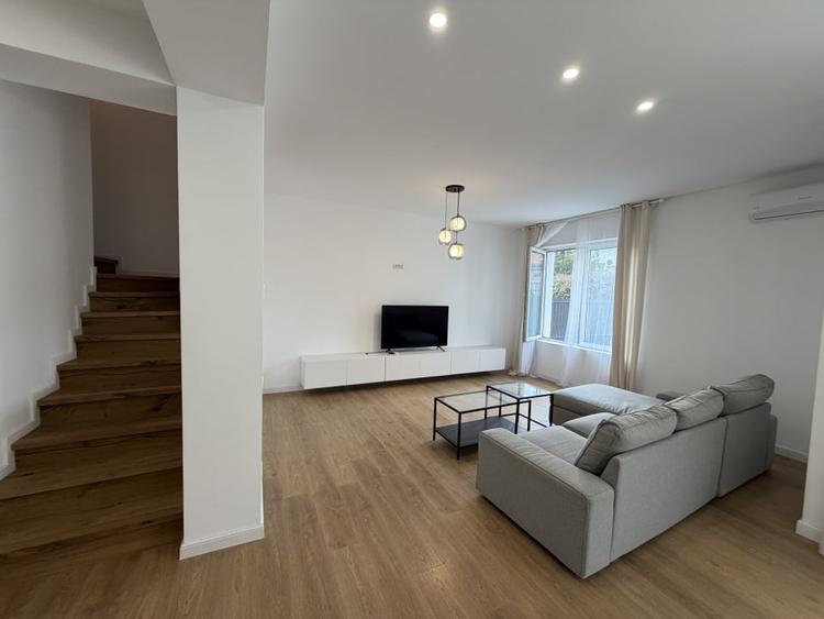 Vila moderna cu 5 camere de inchiriat in complex rezidential, Pipera - 5