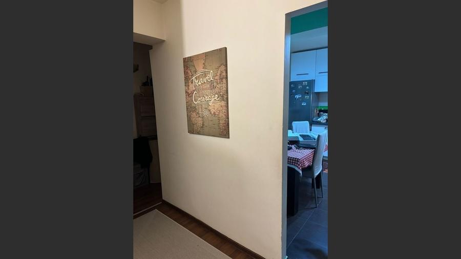 Apartament zona centrala Turda, bloc cu lift, 4 camere,fārā comision ! - 2