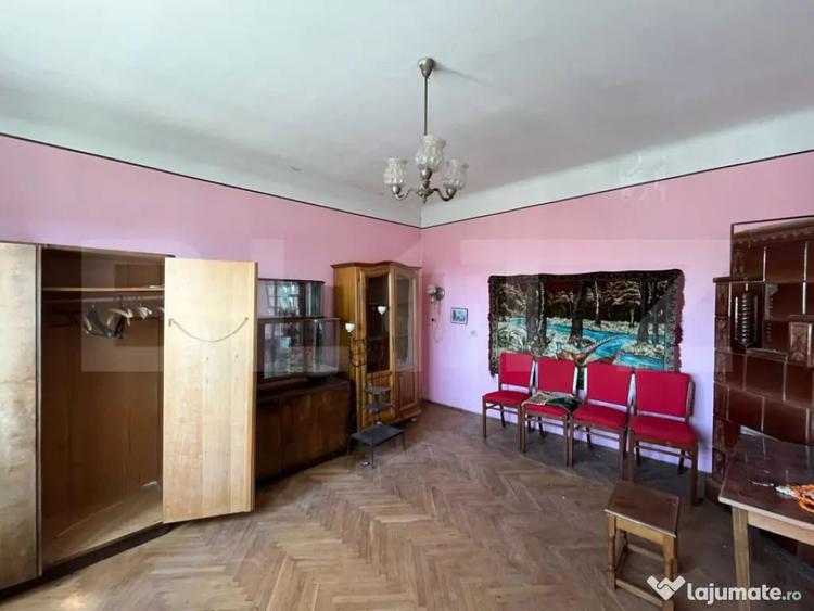 Casă cu 3 camere cu Teren 648 Mp în Central