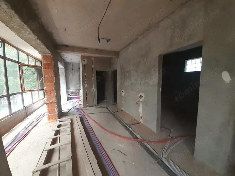 Cladire birouri D+P+E+M in zona Titan - 5