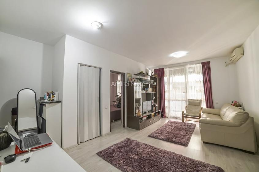 Metrou 1 Decembrie*Loc Parcare*Et 3/5*2007*Aleea Mizil