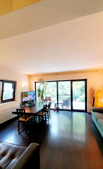 Casa superba langa padurea Baneasa, liceul Francez, metrou Paris, curte proprie - 7