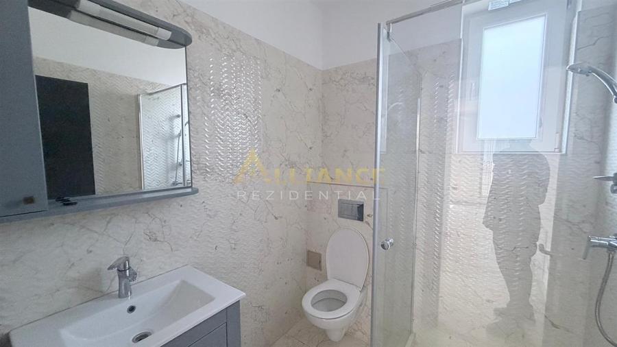 Casa Individuala - 3 camere, 2 bai, pompa de caldura, panouri solare - 5