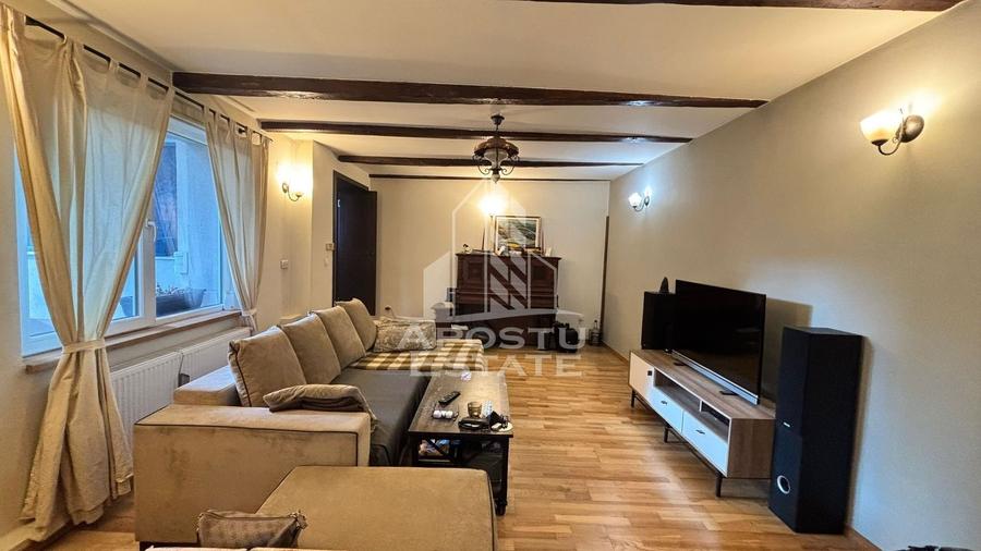 Casa individuala 4 camere, teren 477 mp, terasa 30 mp, zona Fratelia - 2