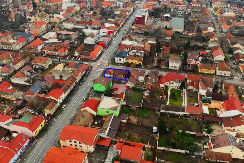 Casa- 2 fornturi stradale de vanzare pe Andrei Saguna - 15