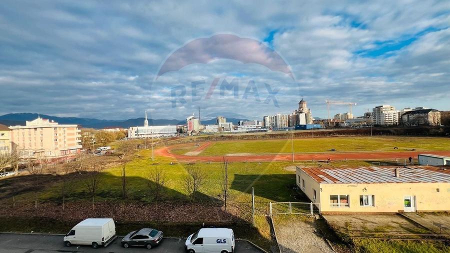 Apartament de lux de închiriat în zonǎ ultracentralǎ - 7