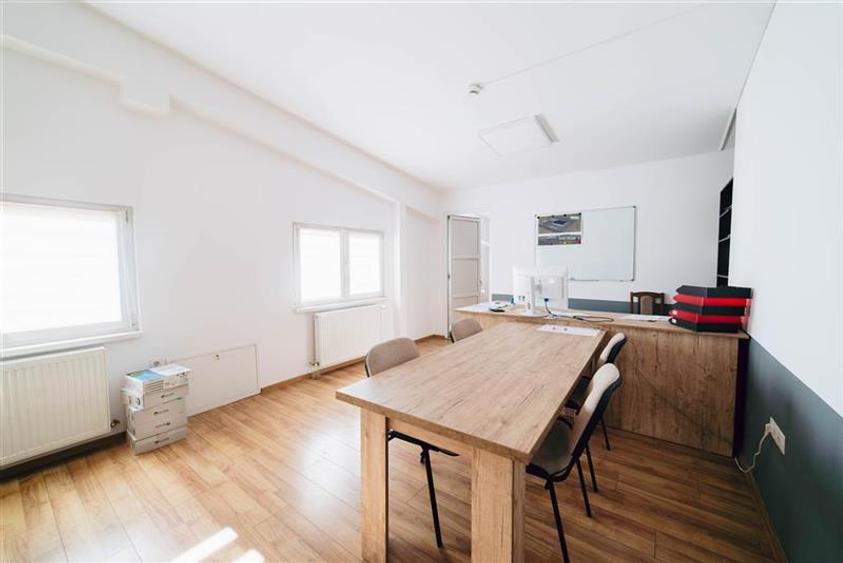 Imobil industrial - service auto complet echipat (Gheorgheni, str. Kossuth Lajos - 10