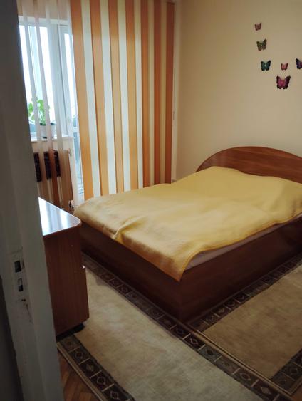 Vanzare apartament cu 3 camere - 4