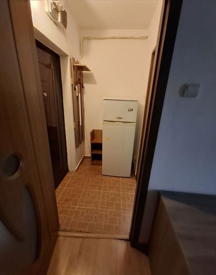Garsoniera Tatarasi str.Eternitare bloc de apartamente - 8