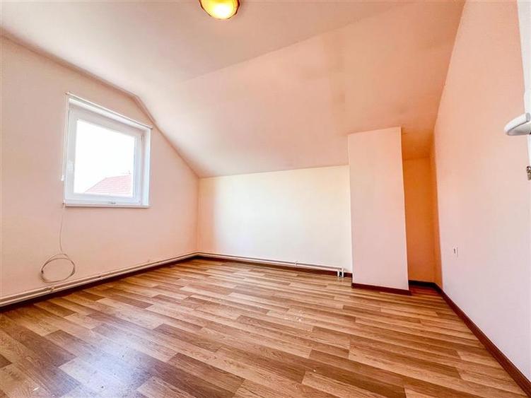 FILM+Tur 3D!Oaza de liniste:doua resedinte pe 1.900mp  teritoriu verde,Arcus,Cov - 9