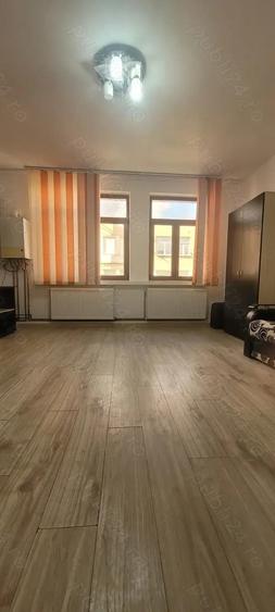 Cel mai mic pret pentru cea mai mare garsoniera - 9