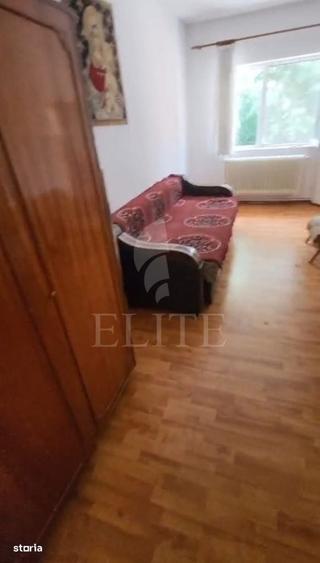 Casă cu 3 camere în Central