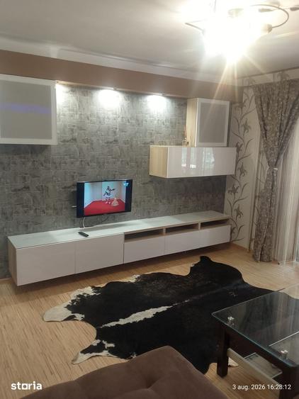 Apartament cu 3 camere în Crângași