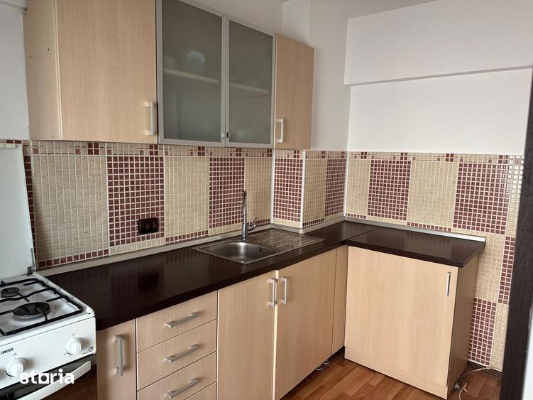 Bulevardul Unirii, bloc mixt, etaj 3, mobilata si utilata, 46 mp - 7