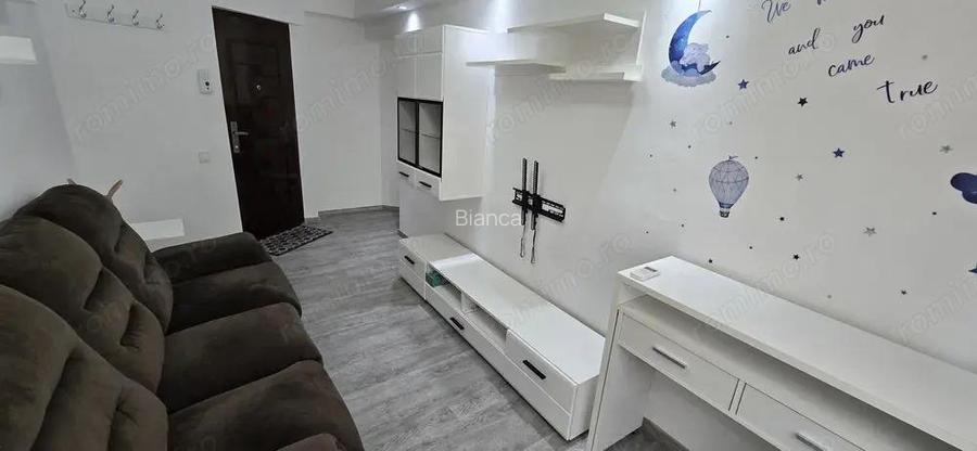 Inchiriez apartament o camera in Zona Bucovina, parter, 35 mp.