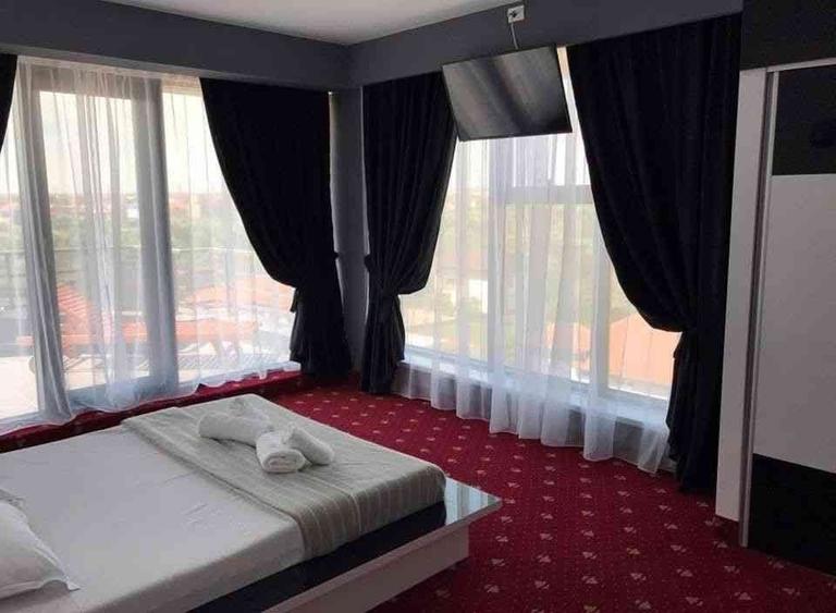 MAMAIA NORD | PENTHOUSE | VEDERE PANORAMICA | COMISION 0 - 4