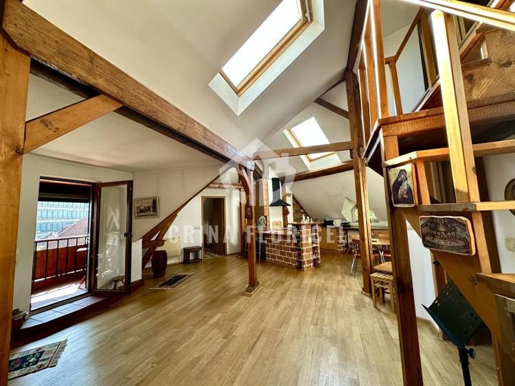 Vanzare mansarda 3 camere - str Serg.Maj.Ancuta Ilie - zona Parcul Carol - 2