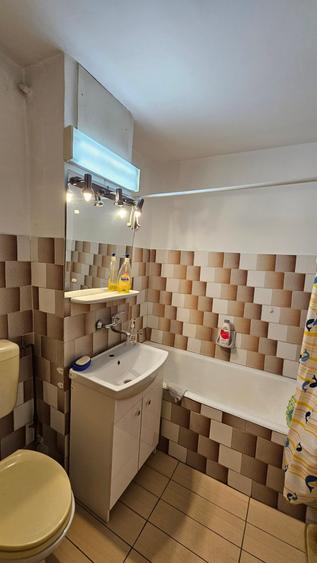 DEMOCRATIEI - 2cam, cf1, dec, 3/4, balc.6m  - 59900 euro - 9