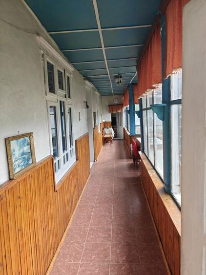 De vanzare teren cu casa in Slanic Moldova - 2