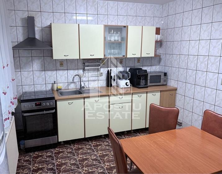 Apartament 3 camere,parter inalt,centrala proprie, zona Lipovei - 9