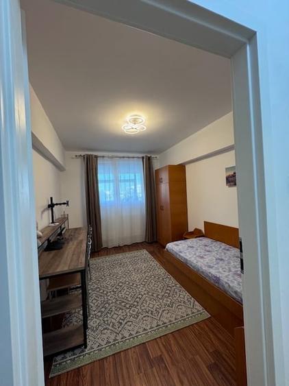 3 Camere decomandate-Metrou Raul Doamnei - 18