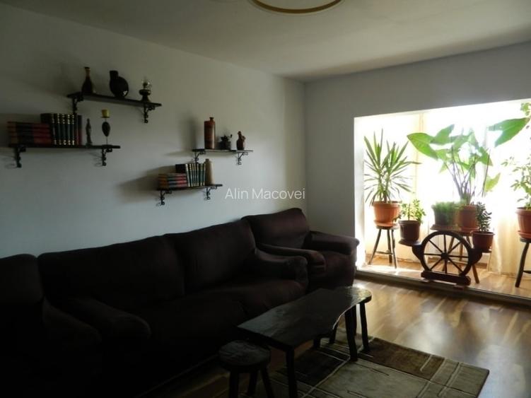 4 Camere 2 Bai 94mp Decomandat Lunca Cetatuii 4 Camere 2 Bai 94mp Decomandat Lunca Cetatuii