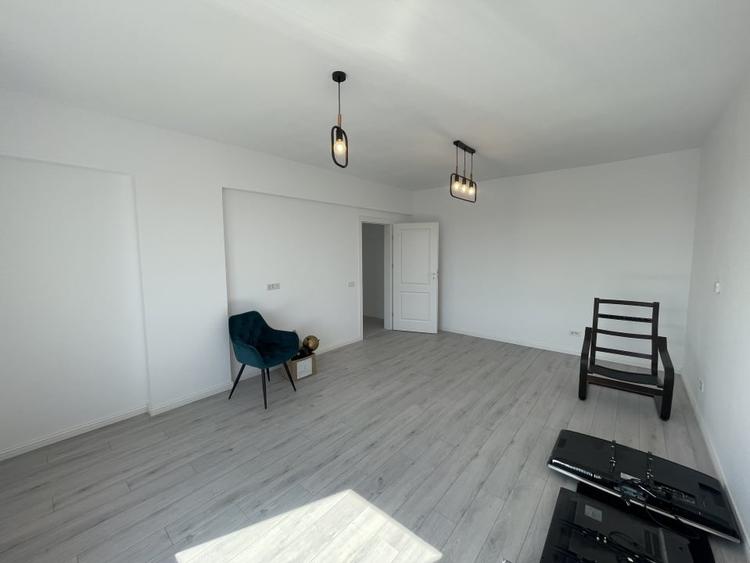 Prelungirea Ghencea, Drumul Ghindari, 2 camere + terasa, 70mp, decomandat - 3