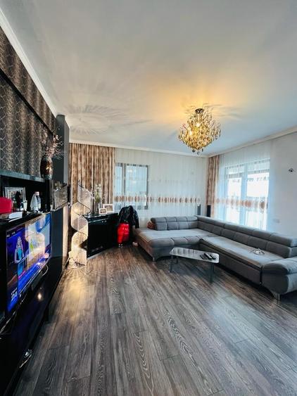 VILĂ TIP DUPLEX – PALAZU MARE VEDERE LA LAC 250000 € - 3